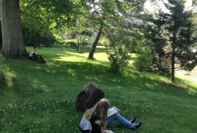 kreslení v plenéru