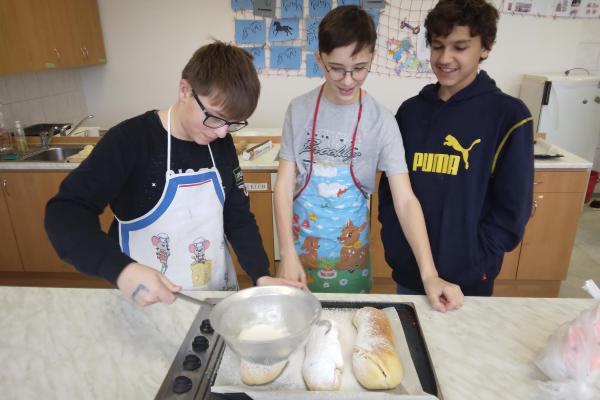 Jak jsme v němčině pekli WEIHNACHTSSTOLLEN