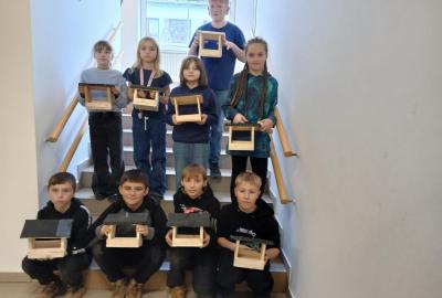 projekt dílky - hotová krmítka pro ptáčky